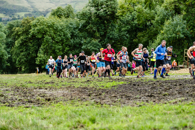 Fell race