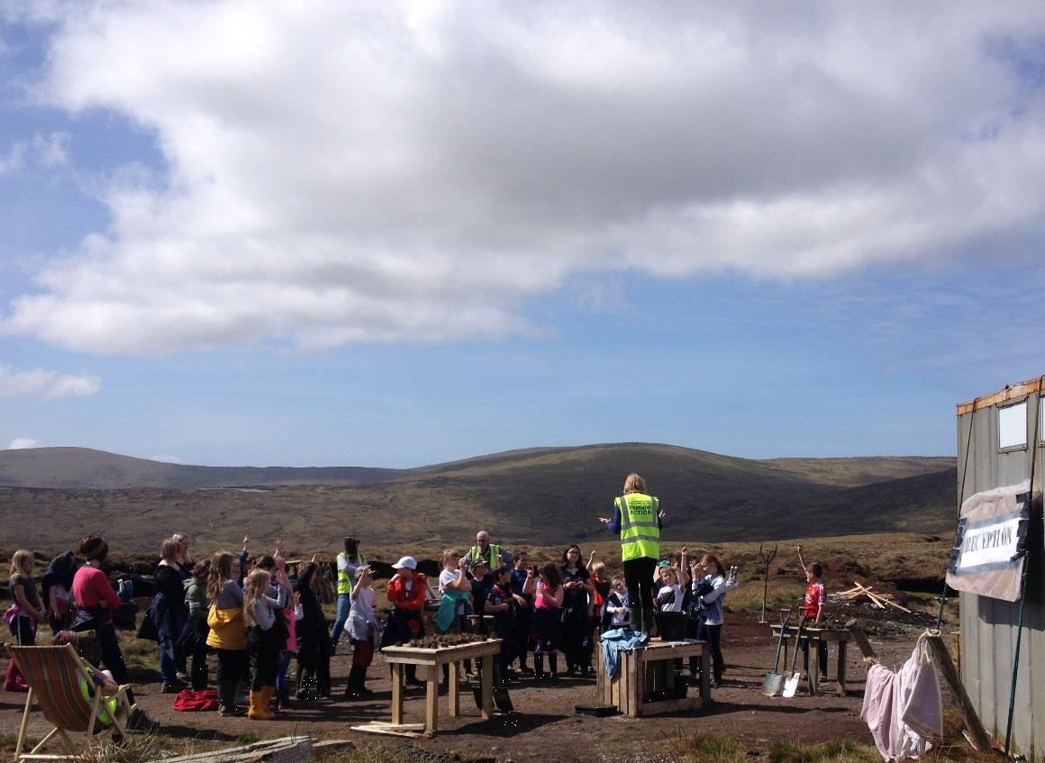 Participants at the Bog Trow Reception Centre © Shetland Amenity Trust